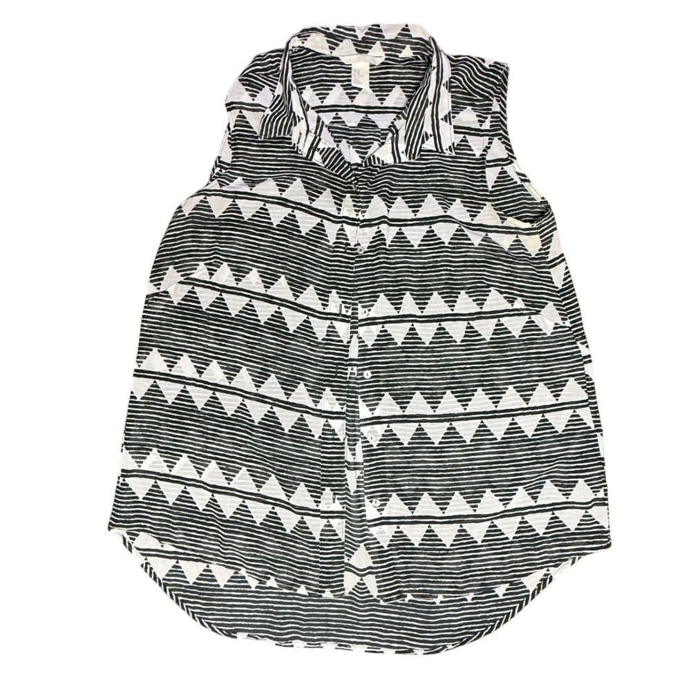 H&M Sleeveless Button Up Top Black White Geometric Size 10 Blouse